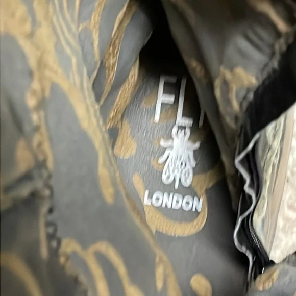 Fly London boots - Picture 5 of 8